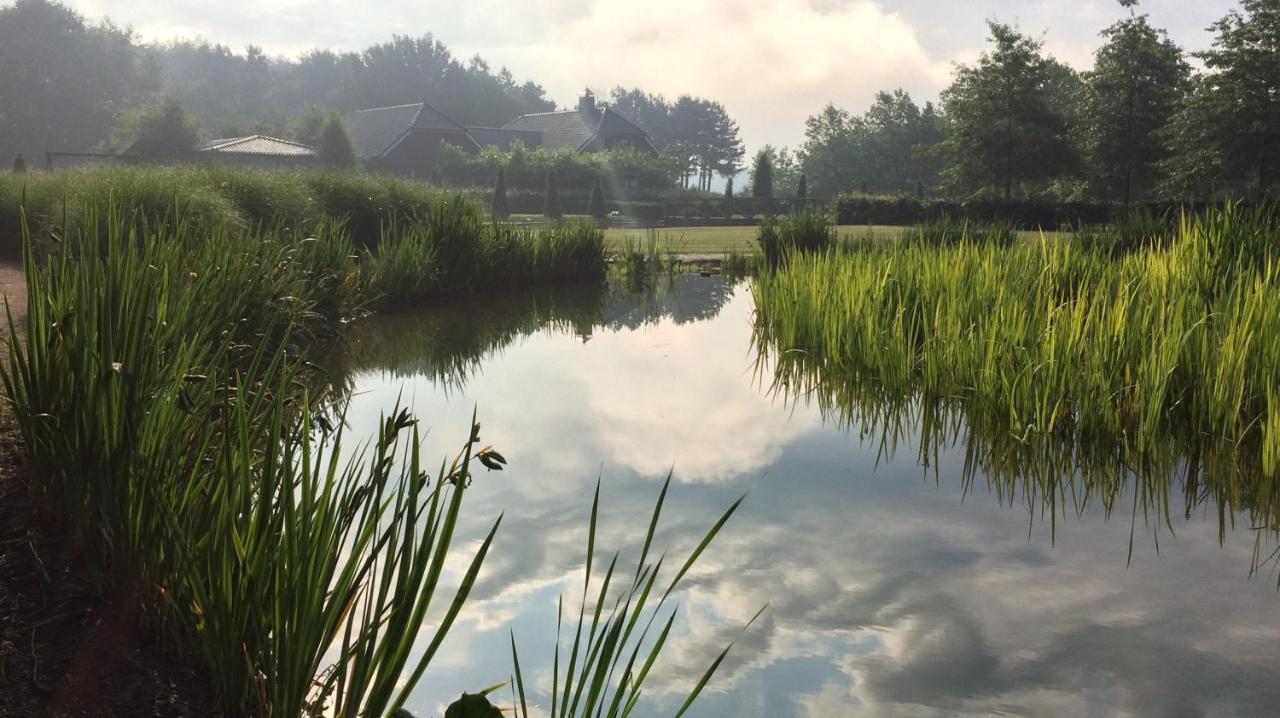 Landhuis Hotel De Hilkensberg Broekhuizen  ภายนอก รูปภาพ