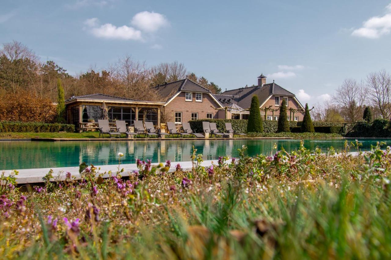 Landhuis Hotel De Hilkensberg Broekhuizen  ภายนอก รูปภาพ
